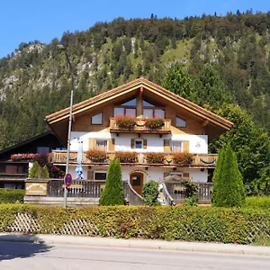 Gästehaus Münchner Kindl 3* Reit im Winkl