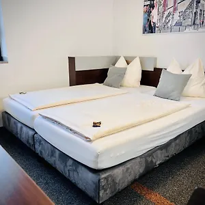 City-hostel Koeln-riehl Colonia